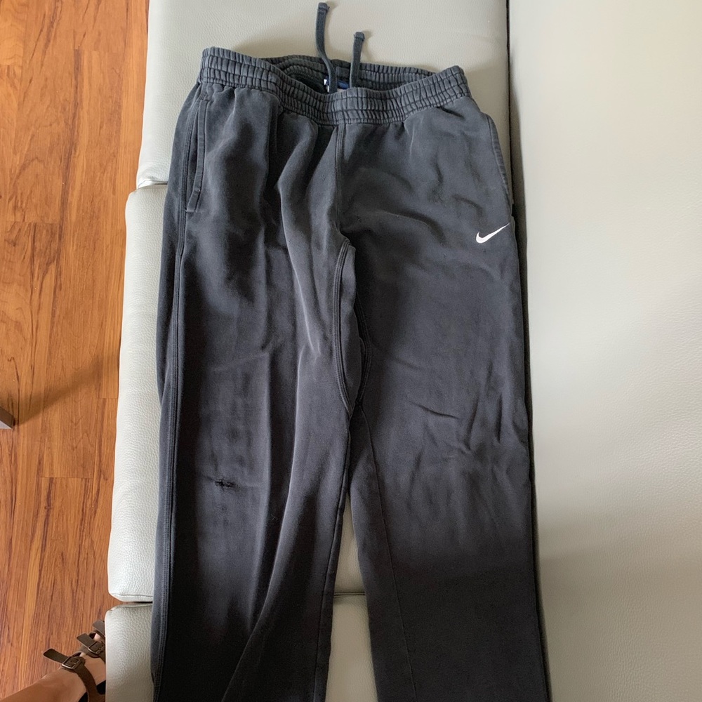 Men’s Nike sweat pants